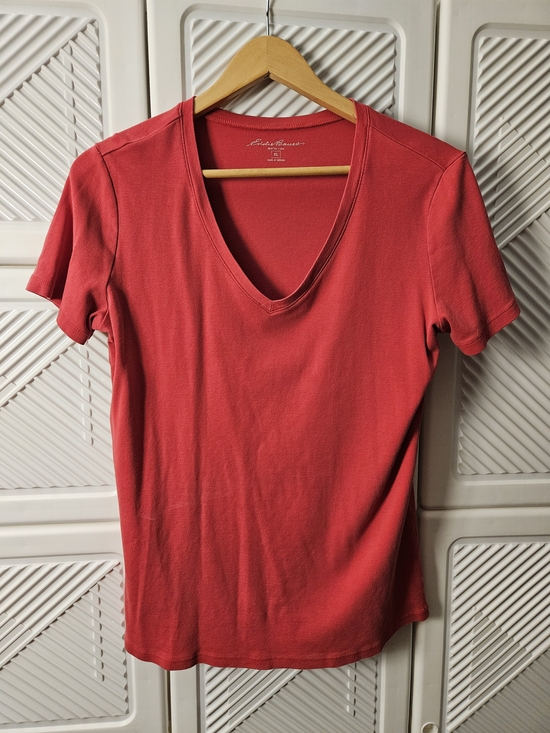 Eddie Bauer Tops - Eddie Bauer Women's V-Neck Short Sleeve Tee in Coral